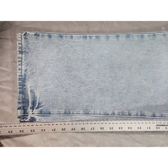 Universal Thread 90's Vintage Straight Distressed Women size 14 Blue Jeans (HL77 - Picture 3 of 8